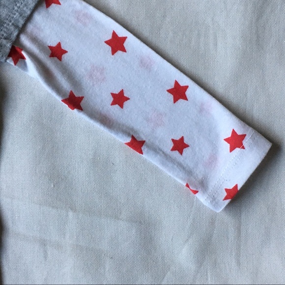 Minnie Mouse Christmas shirt size 18 months EUC - Picture 4 of 8